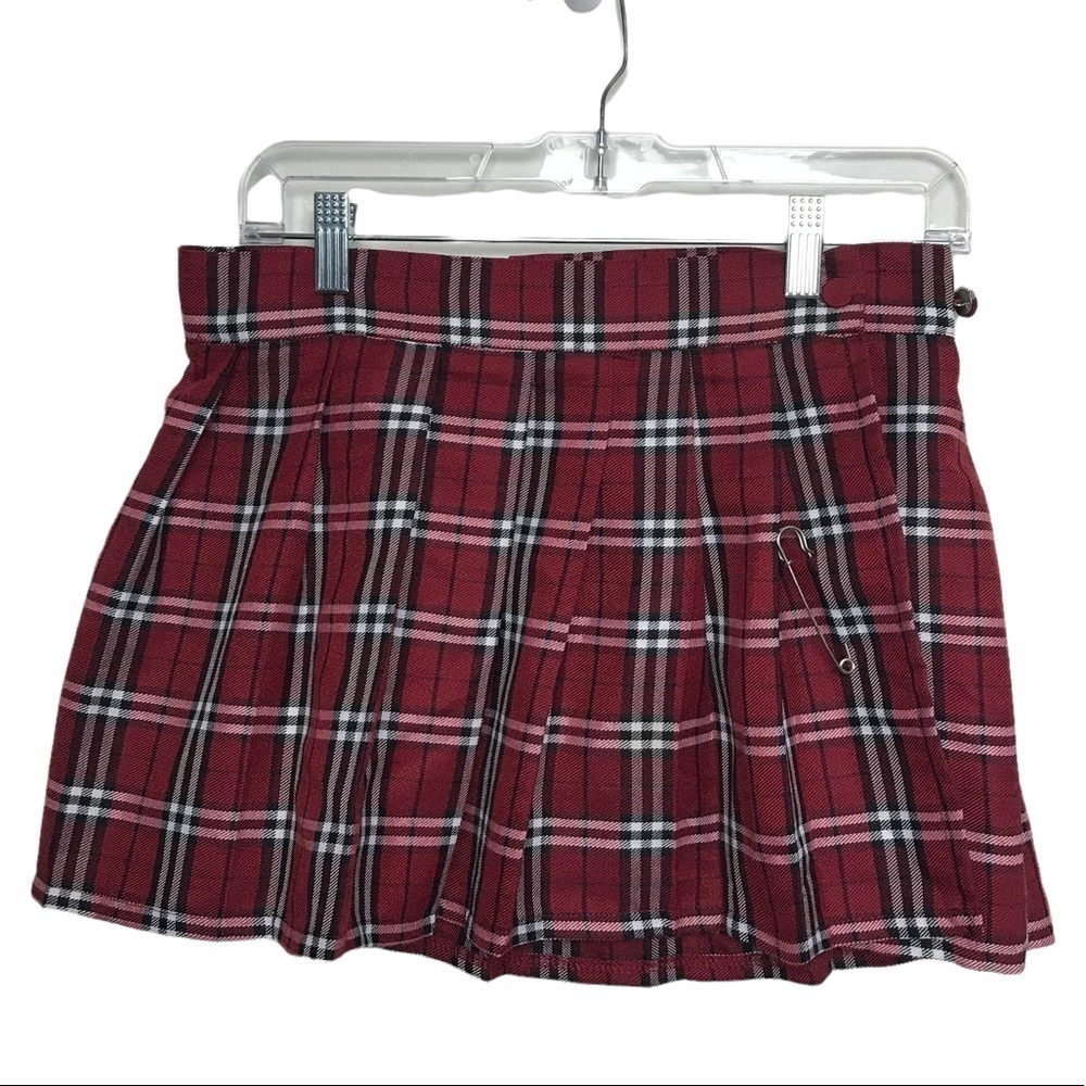 Spirit Halloween Red Plaid Pleated School Girl Mini Skirt Size Sm - Med - Picture 2 of 11